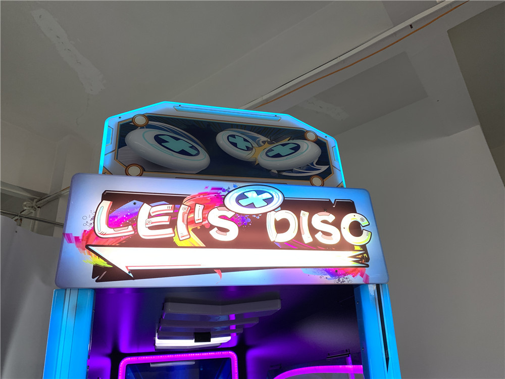60 inches monitor let's disc redemption games, disc it throw disc Carnival Games