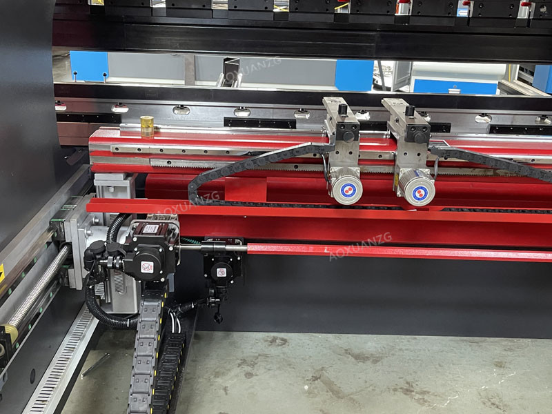 63T Folding Cnc Press Brake Bending Machine 1.5mm Stainless Steel