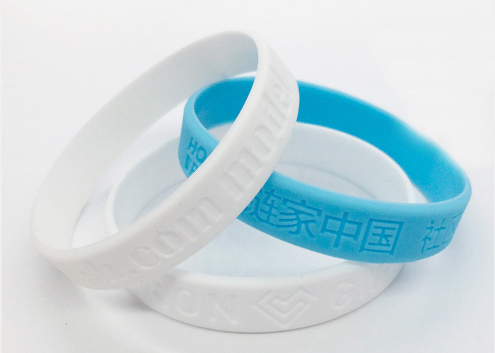 Hand Strap Luminous Silicone bracelet Laser Engr wrist Rubber Monochrome Printing strap custom OEM logo color size wrist