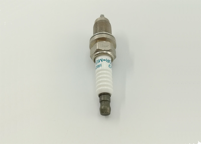 SKJ20DR-M13 Auto Spark Plugs Replaces 267700-0560 IZFR6K-13 For Honda Accord 2.4 / 1.5