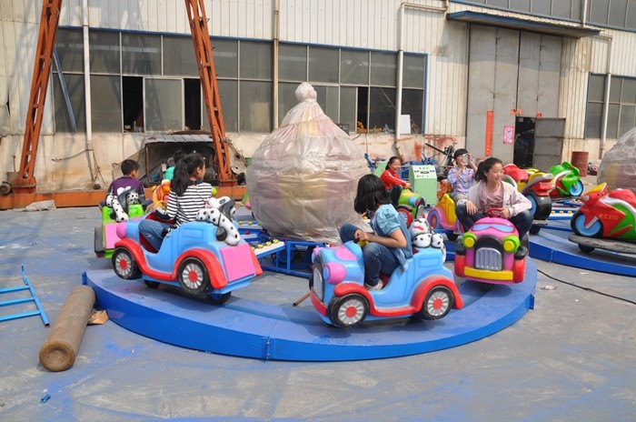 Motor Shape Children's Amusement Park Rides , Kids Carnival Car Carousel Ride