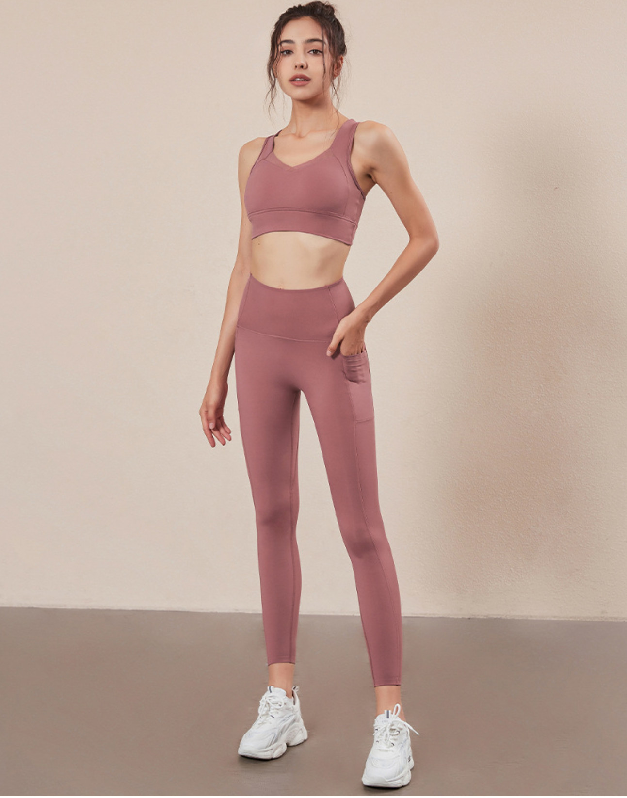 Sexy Fitness Sportswear Yoga Pants And Sports Bra Set Black Mesh With Pockets