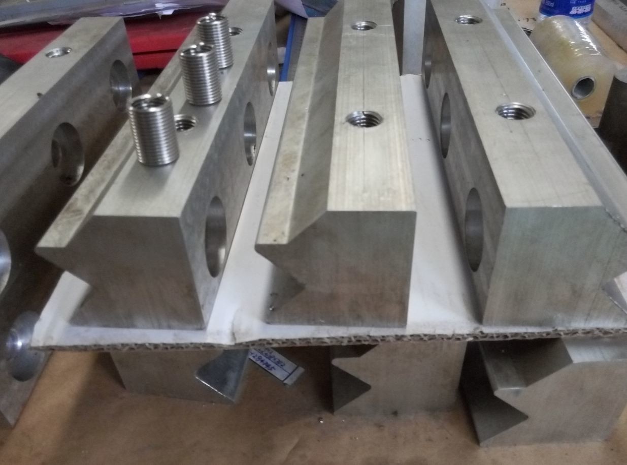 Jumbo Rock Drill Spare Parts 200MM Long 6063 T6 Aluminium Extruded Profiles Customized For Rock Drilling Rig