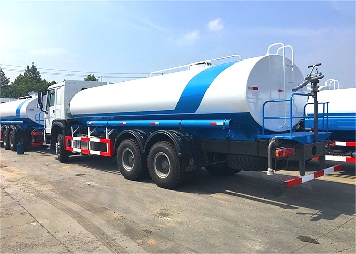 ZZ1257N3647 6x4 HW19710 HOWO Water Tank Truck