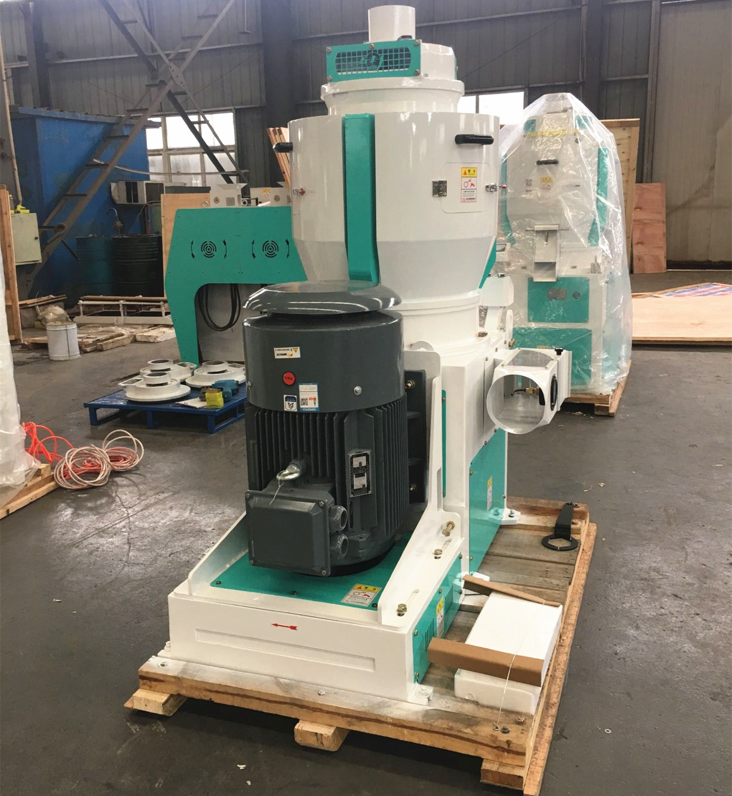 1484x900x1735mm 10ton hour Vertical Grit Roller Rice Mill
