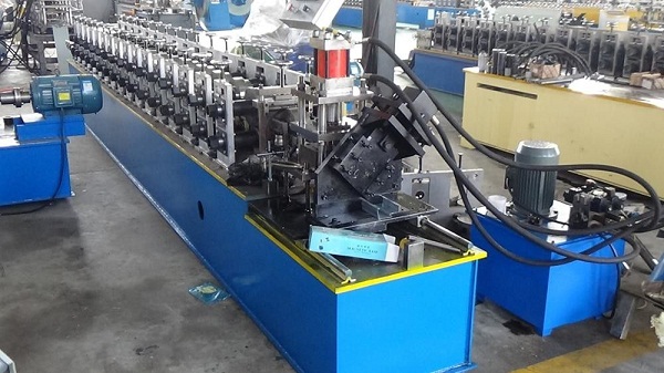 4.2T Steel Stud Roll Forming Machine 30m/min Warehouse Door