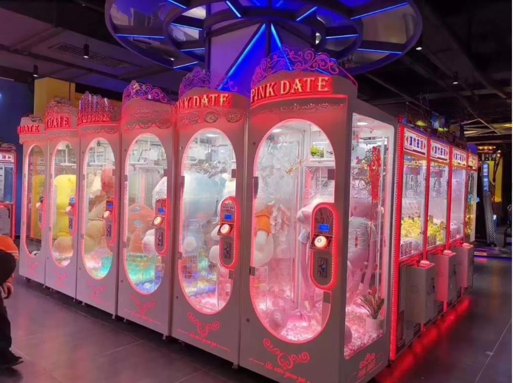 Dreamland factory coin operated cut ur prize vending machine bill acceptor ICT pink date big toys game machine