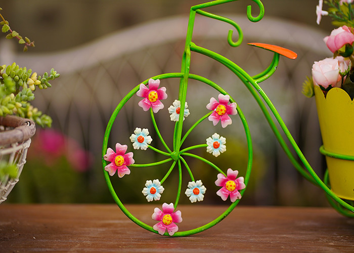 Multiple Design Metal Garden Pot Home Furnishings Customizable