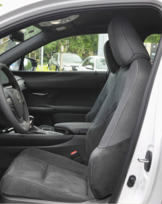 Lexus UX 2022 260h tan●xun version Hybrid 5 Door 5 seats Compact SUV