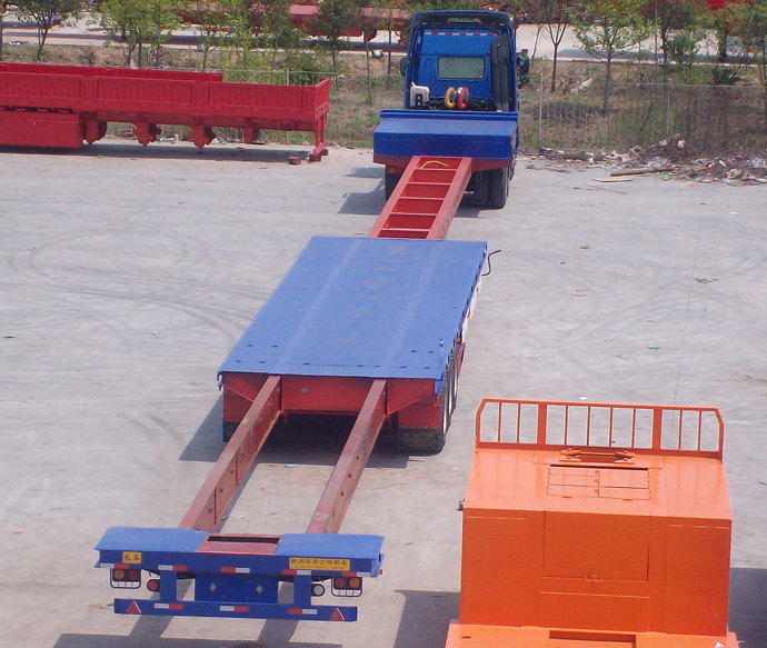 3 Axle Extendable Low Loader Trailer Heavy Duty Steel Construction for and Performance
