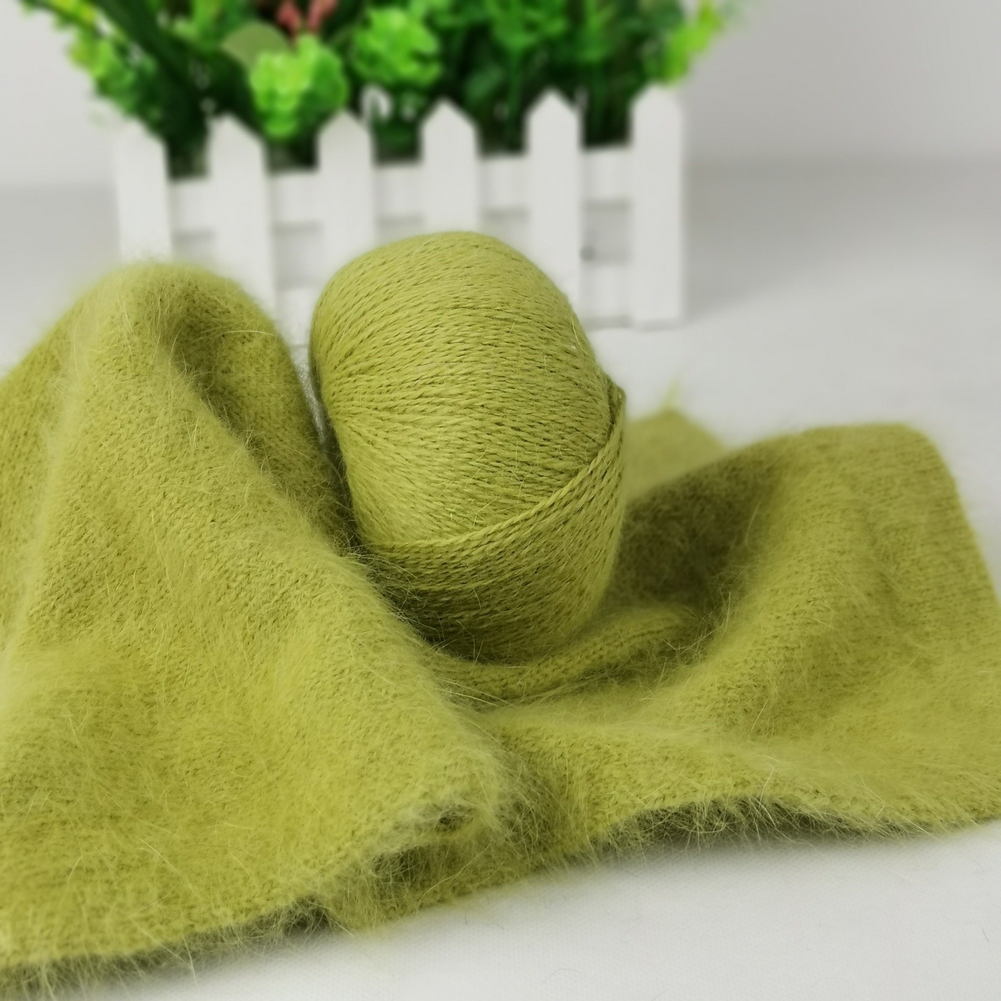 1/15NM Blending Soft Silk Long Mink And Rabbit Yarn For Hand Woven Sweater Bodysuit