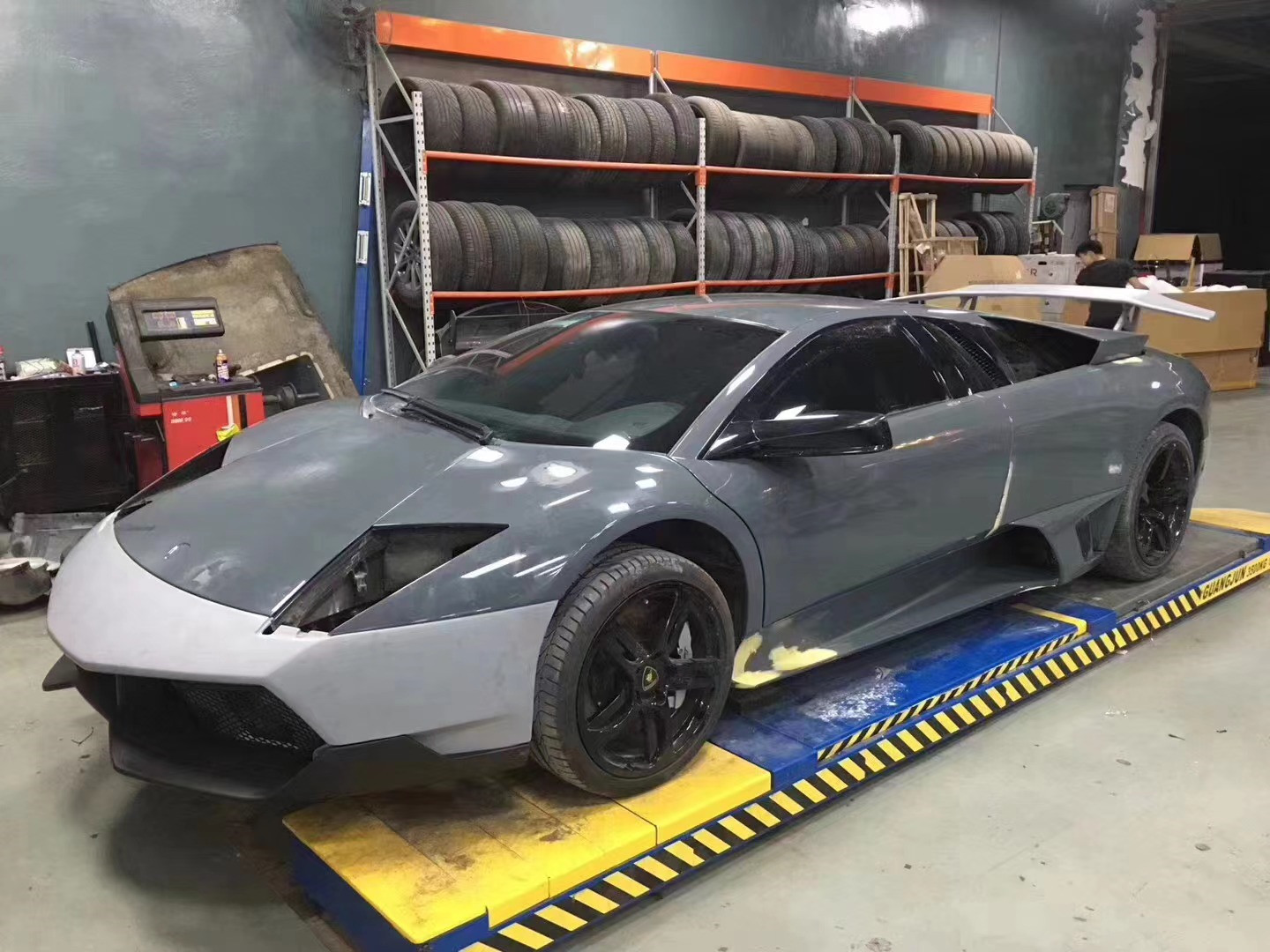 2022 New Products Murcielago LP640 Lp650 Body Kit for Lamborghini LP640 Upgrade Lp670sv Style Front and Rear Bumper
