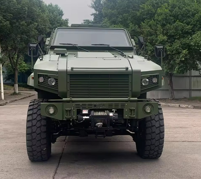 Get the Military Armoured Vehicles with 11500kg Curb Weight and 7100mm LWH at CXXM