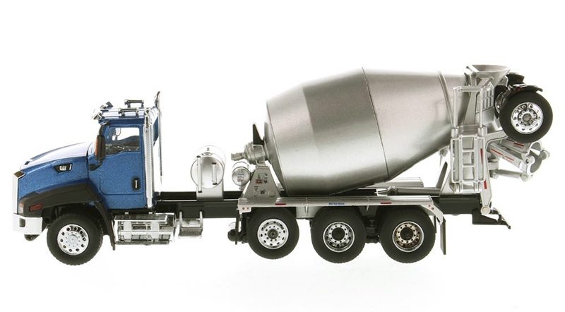 Caterpillar CT660 McNeilus Concrete Mixer Truck 1/50 Scale Diecast Model CAT Collection