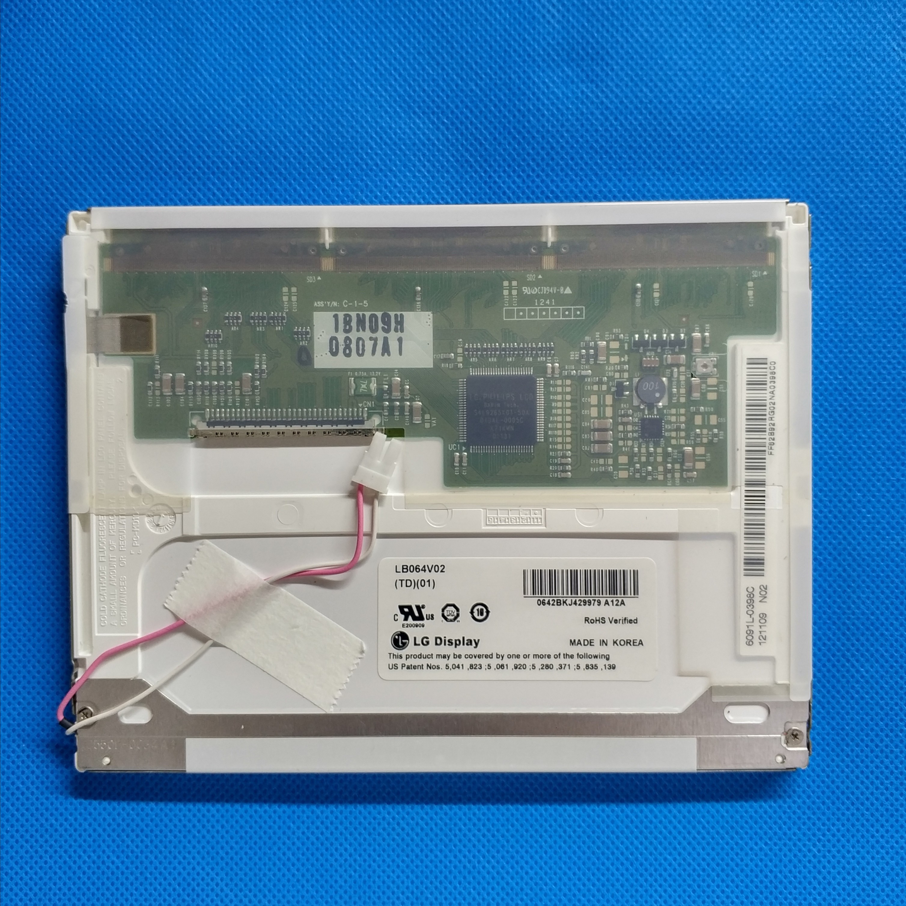 LB064V02-B1 LG Display 6.4" 6.4(RGB)×480 200 cd/m² INDUSTRIAL LCD DISPLAY