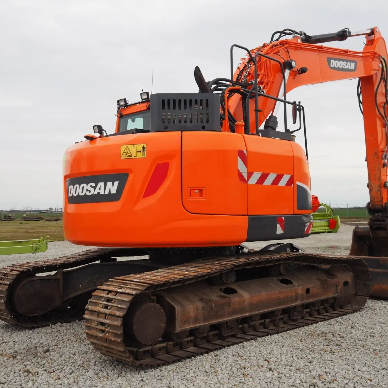 Used Doosan Dx235lcr Excavator 1.05m3 Bucket Capacity Few Working Hours Made in Korea
