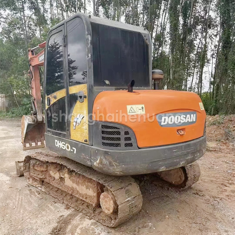 DH60-7 Mini Digger Second Hand Used Crawler Excavator With Original Hydraulic Cylinder