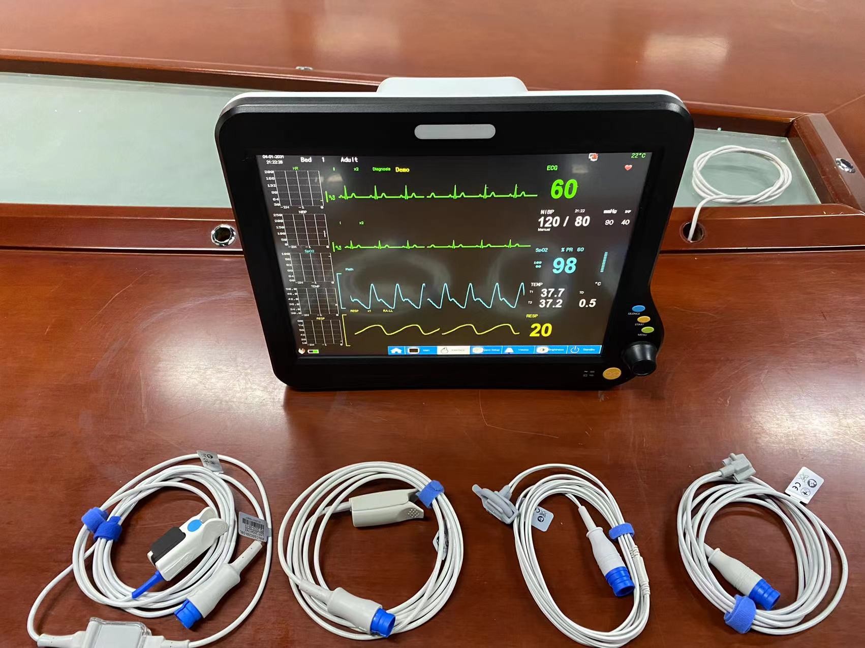 Neonate Modular Patient Monitor , Electronic Vitals Machine With 2IBP AG EtCO2