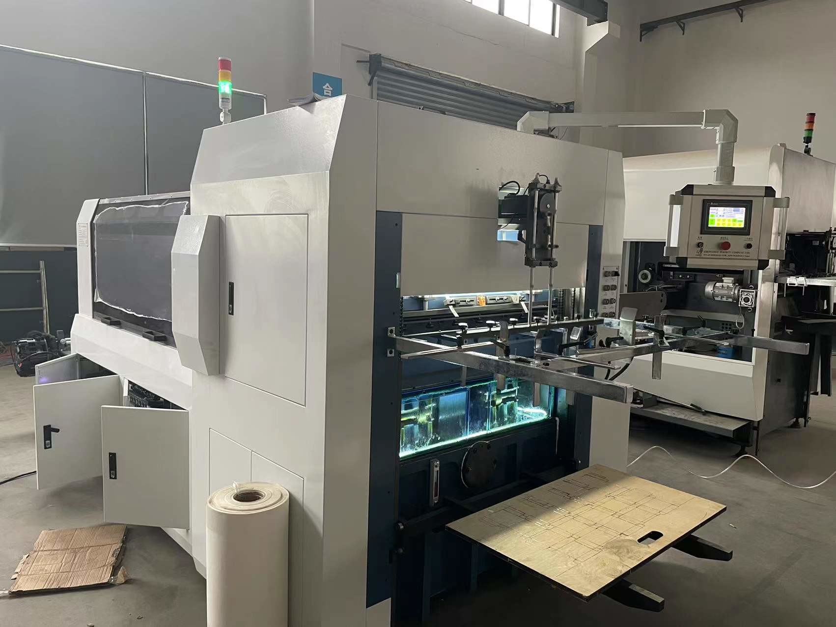 ODM Ripple Kebab Paper Box Die Cutting Machine 100-190 Times/Min