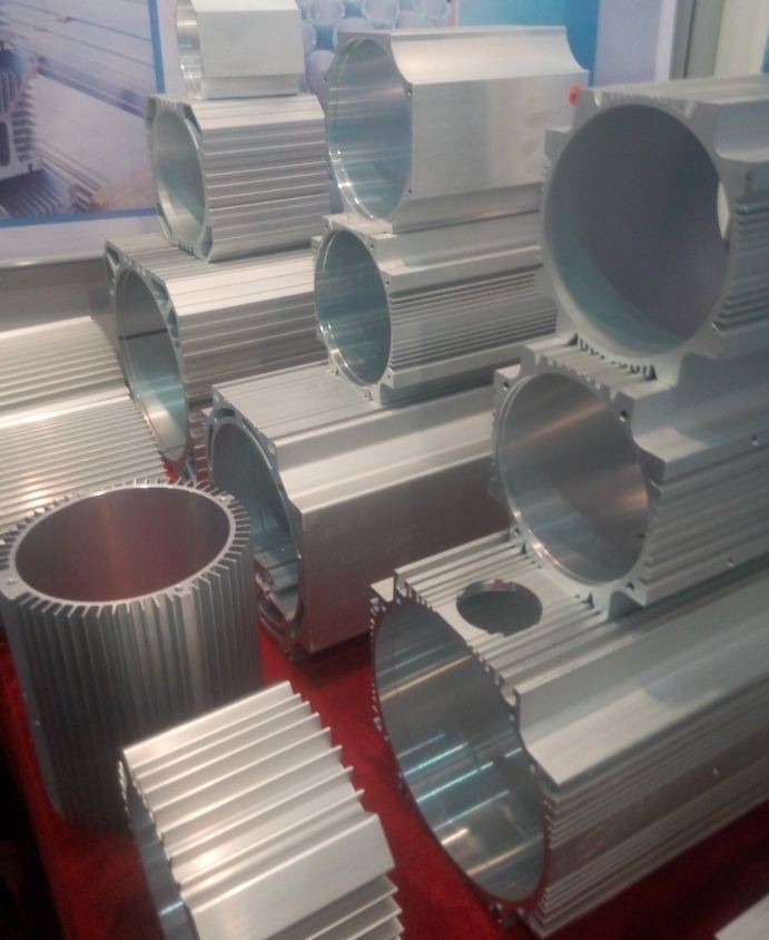 6063 T5 Aluminum Extrusion Profiles Mill Finish Aluminium Extrusion Bar