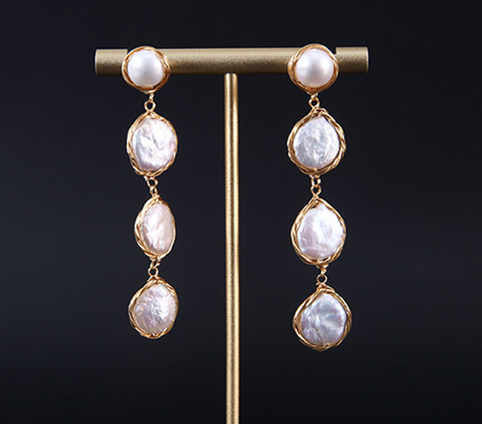 Natural Baroque Pearl Earring French Simple Pearl Stud Earrings Women Luxury Temperament Baroque Earring Wedding Gift