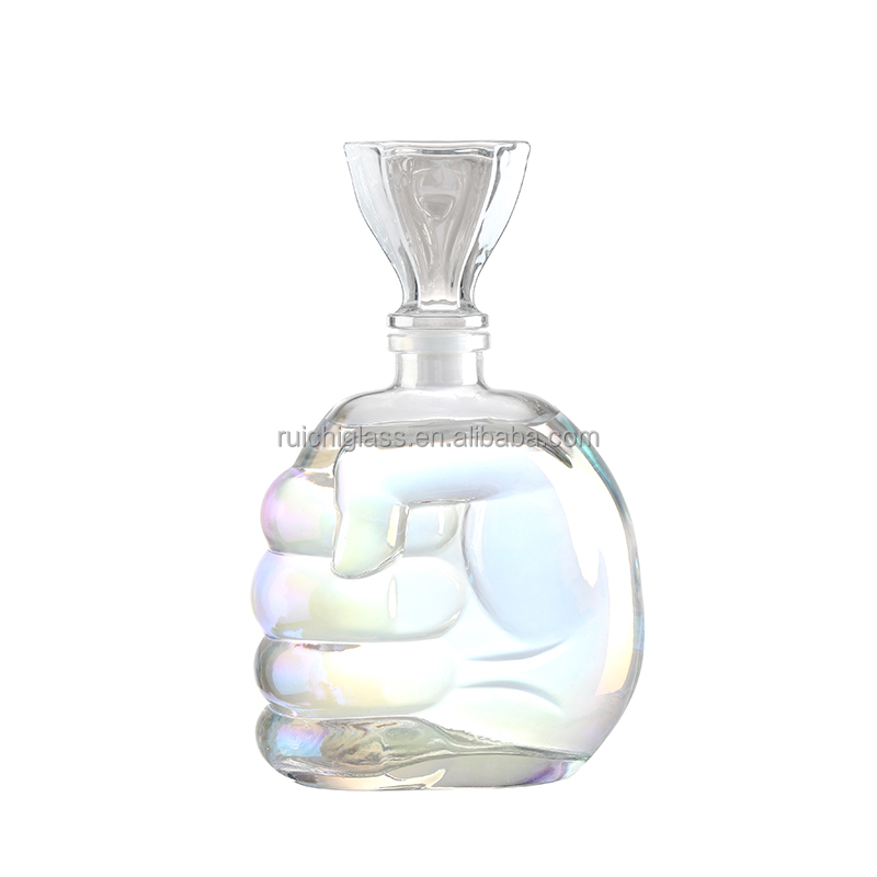 Hot Stamping 350ml 700ml Super Flint Glass Vodka Whiskey Bottles with Different Sizes