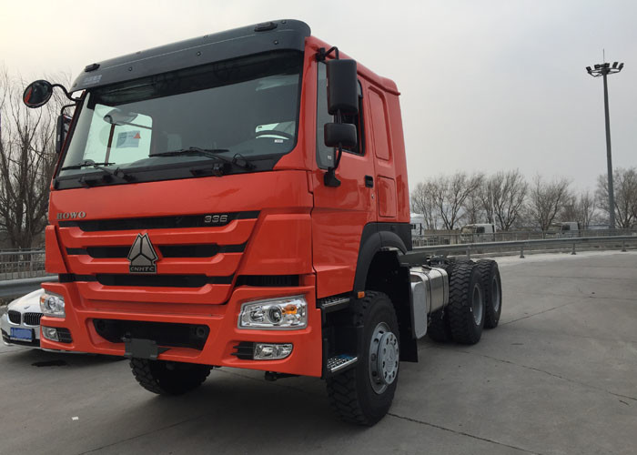 Orange SINOTRUK HOWO Tow Tractor Truck RHD 10 Wheels 371 HP ZZ4257S3241W