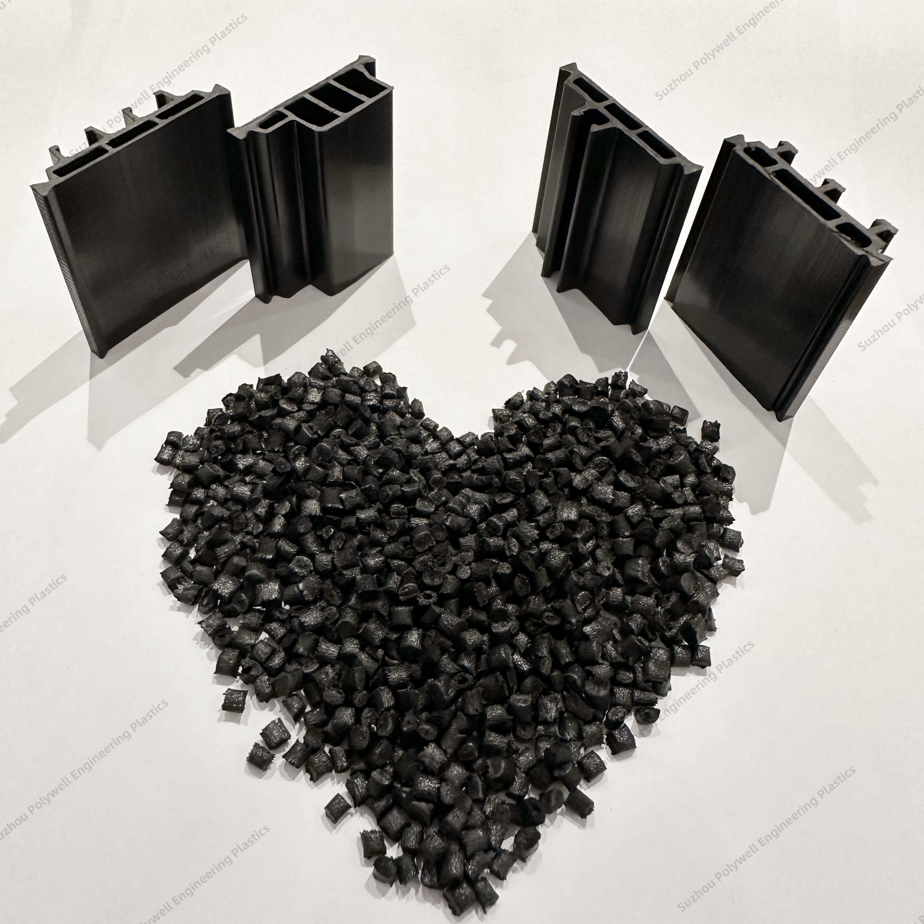 Black Nylon 66 GF25 Granules Produce Heat Insulation Strips Thermal Break Profile