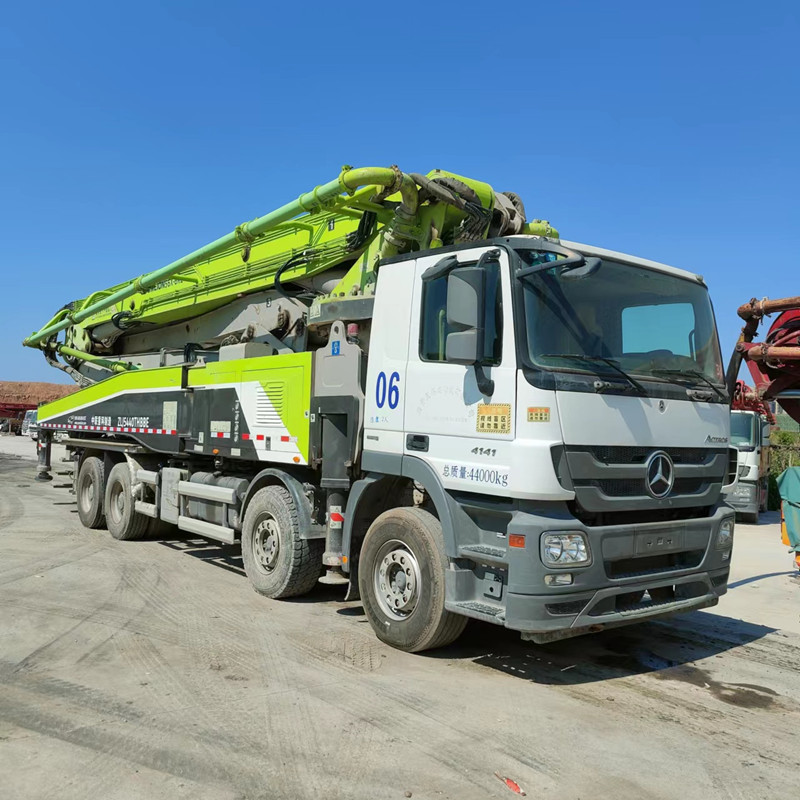 Hydraulic Zoomlion Second Hand Concrete Pumps Diesel 400L 49m