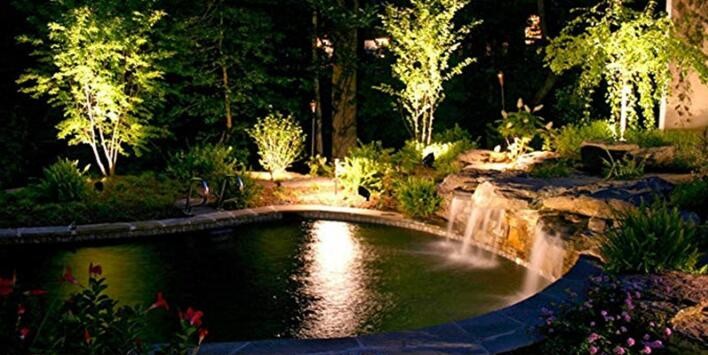 Yard Landscape Solar Powered LED Lights Spotlight Outdoor 9W 220V 100lm / w