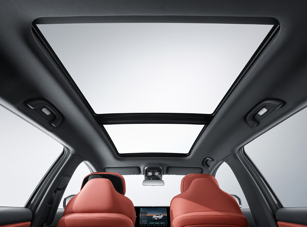 Electric Rear Window and Fuel Tank Capacity 50-80L Changan CS75 PLUS 1.5T SUV with 5-Seat 5-Door Panoramic Sunroof