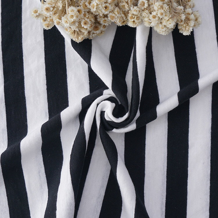 Durable Moisture Absorption Fashionable Striped Cotton Fabric For Casual Wear