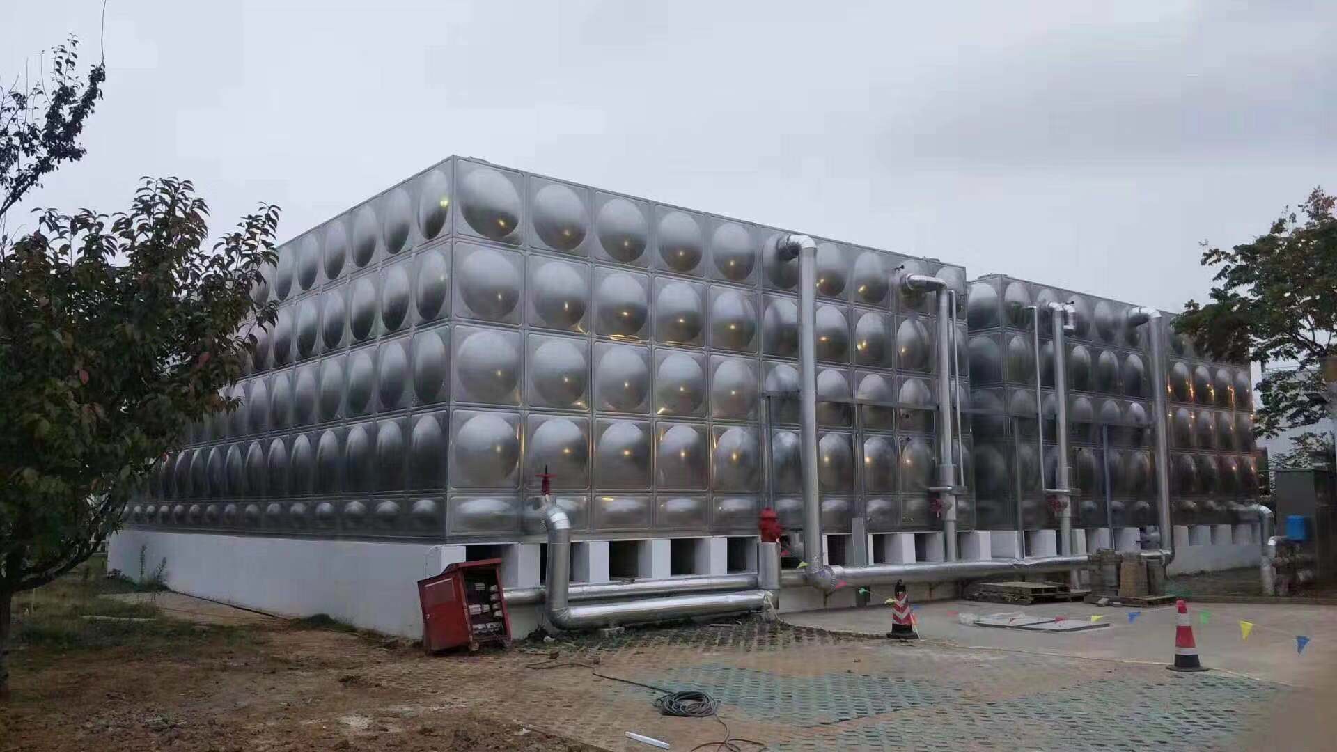 Customized Stainless Steel 304/316 Panel Water Tank for Drinking Water Storage Made