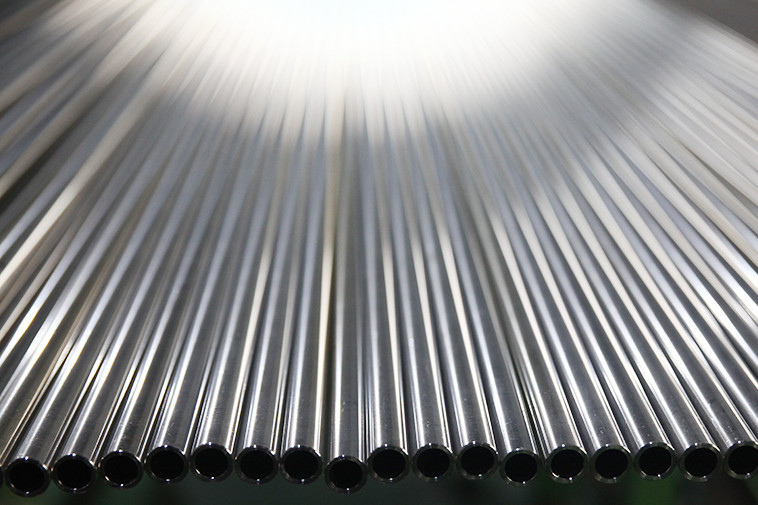 ASME SA270 / ASTM A270 Stainless Steel Welded Tube, Polished , Plain End , TP304/304l S2 AAA cert. , ISO11850
