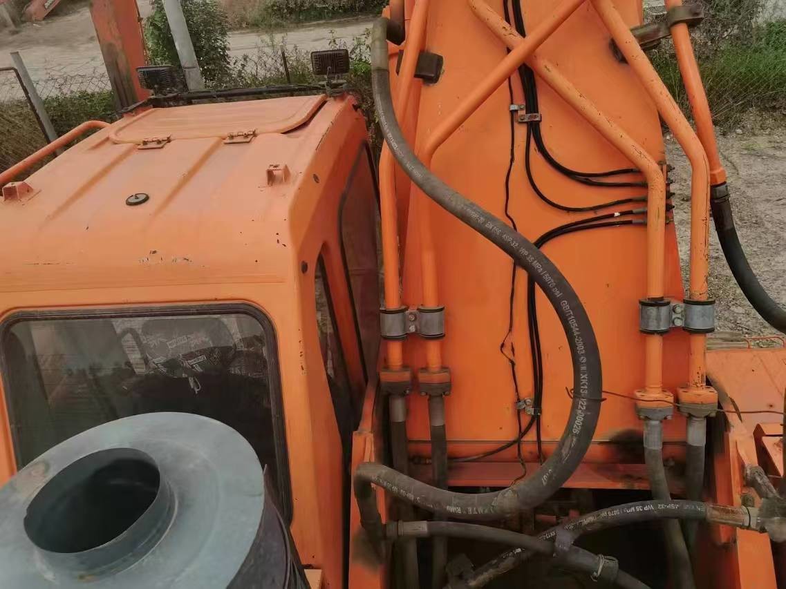 Used Doosan DH500 excavator, discounted price, from China