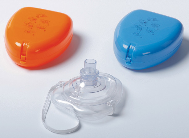Emergency Cushion CPR Mask with Oxygen Port One-way Valve Cheap Price Face