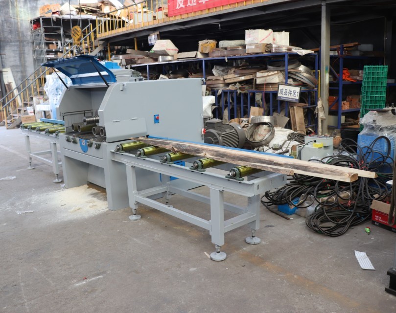 Vertical Double Blades Band Wood Cutting Saw Machine Ssawmill Vertical Band Saw