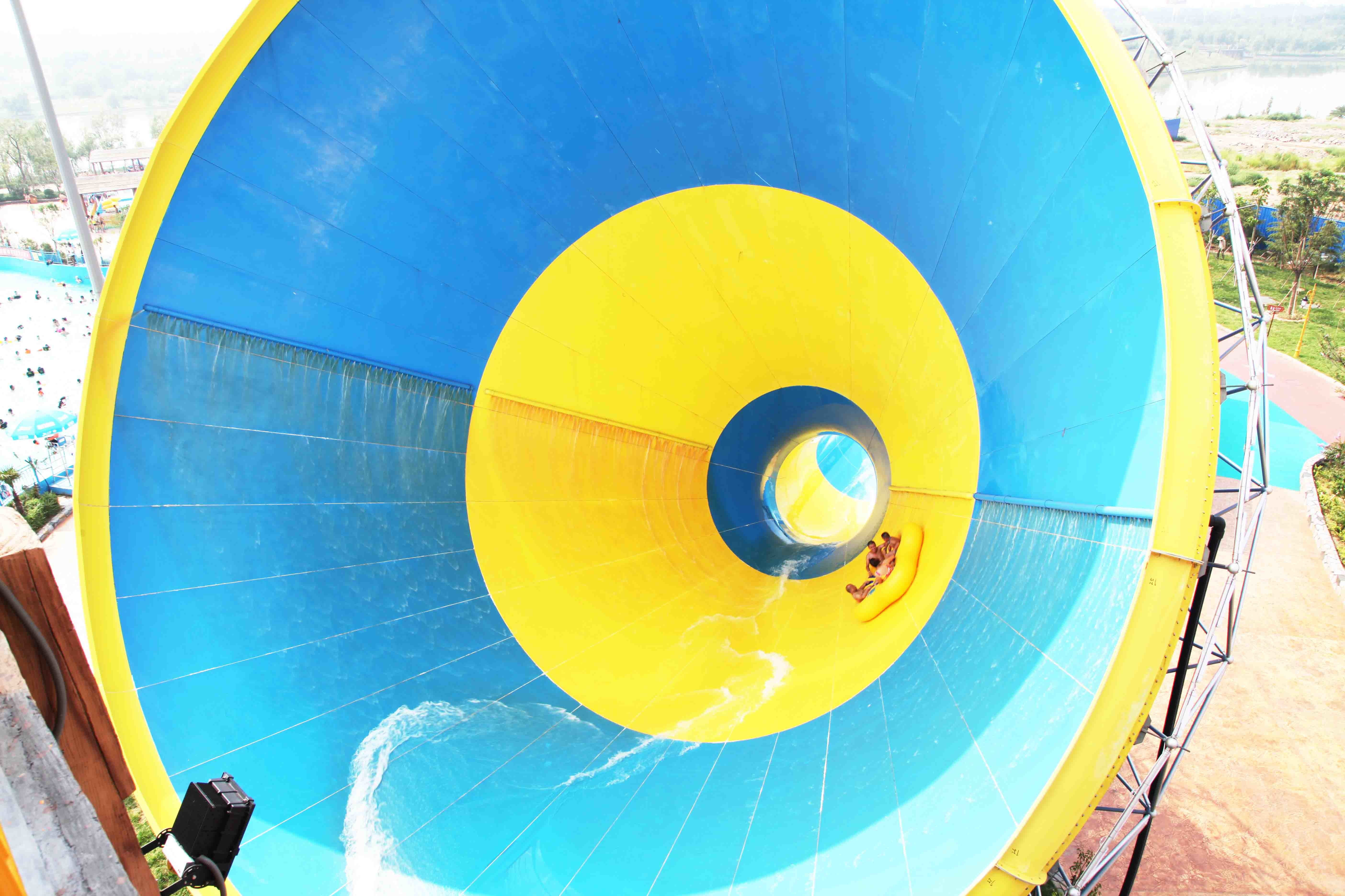 Giant Water Park Fiberglass Water Slides Galvanized Carbon Steel Supporting