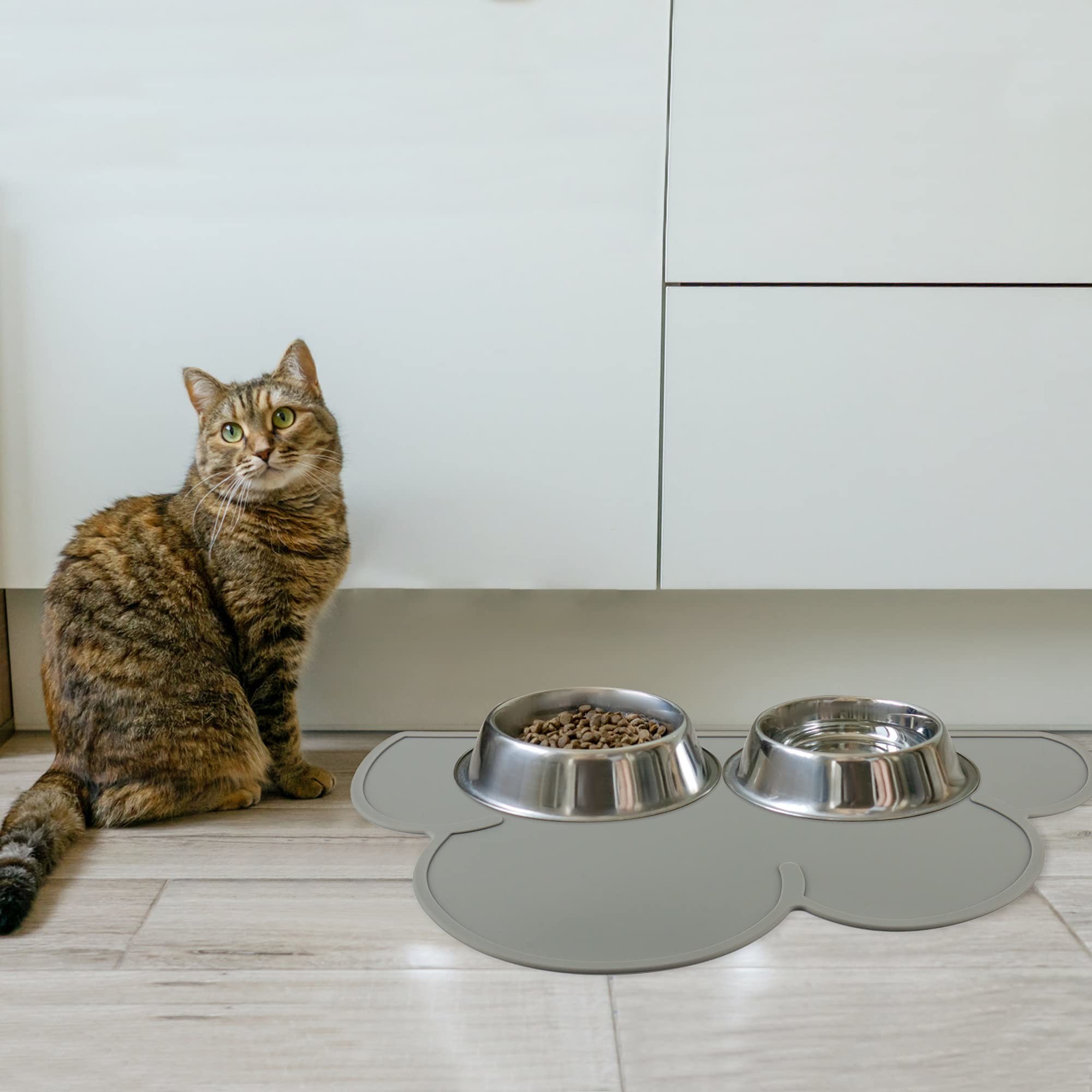 Silicone Pet Feeding Food Mat Dog Cat Placemat Mat With Raised Edge Anti-Slip Waterproof Pet Bowl Mats Pet Food Tray