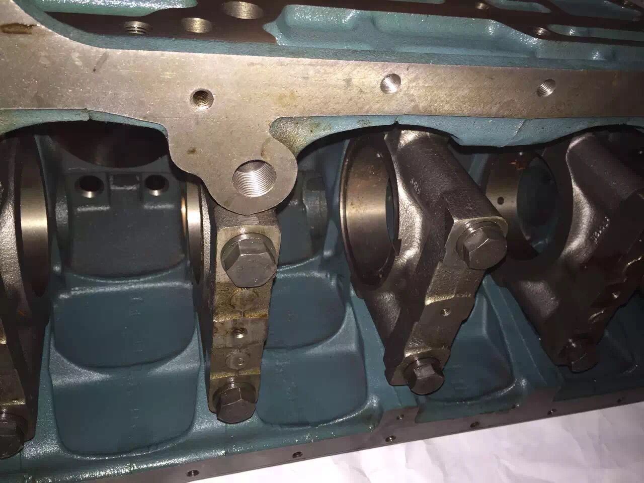 Anti Friction D2366 65.01101-6079 Diesel Engine Cylinder Block