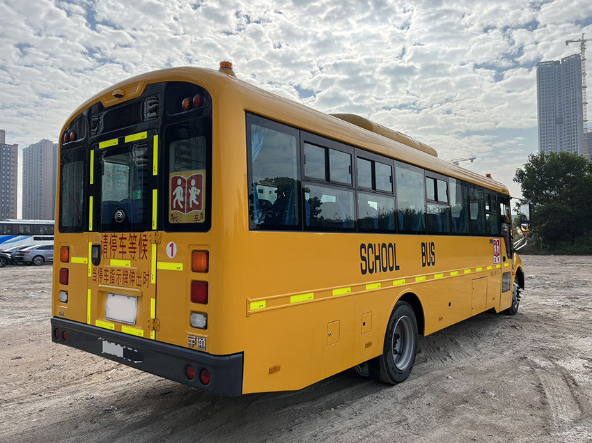 YuTong 52 Seats Used School Buses For Transporting Students