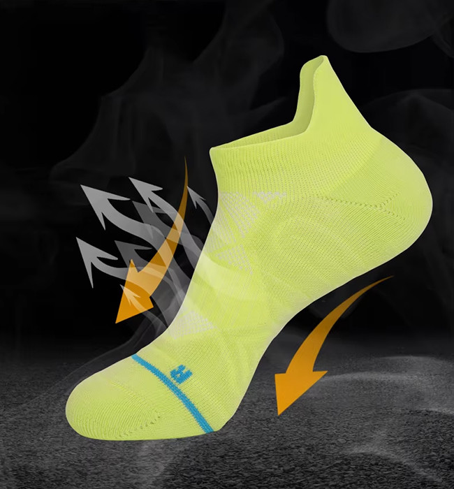 Low Cut Sporty Running Socks Knitted Athletic Ankle Socks Custom Logo
