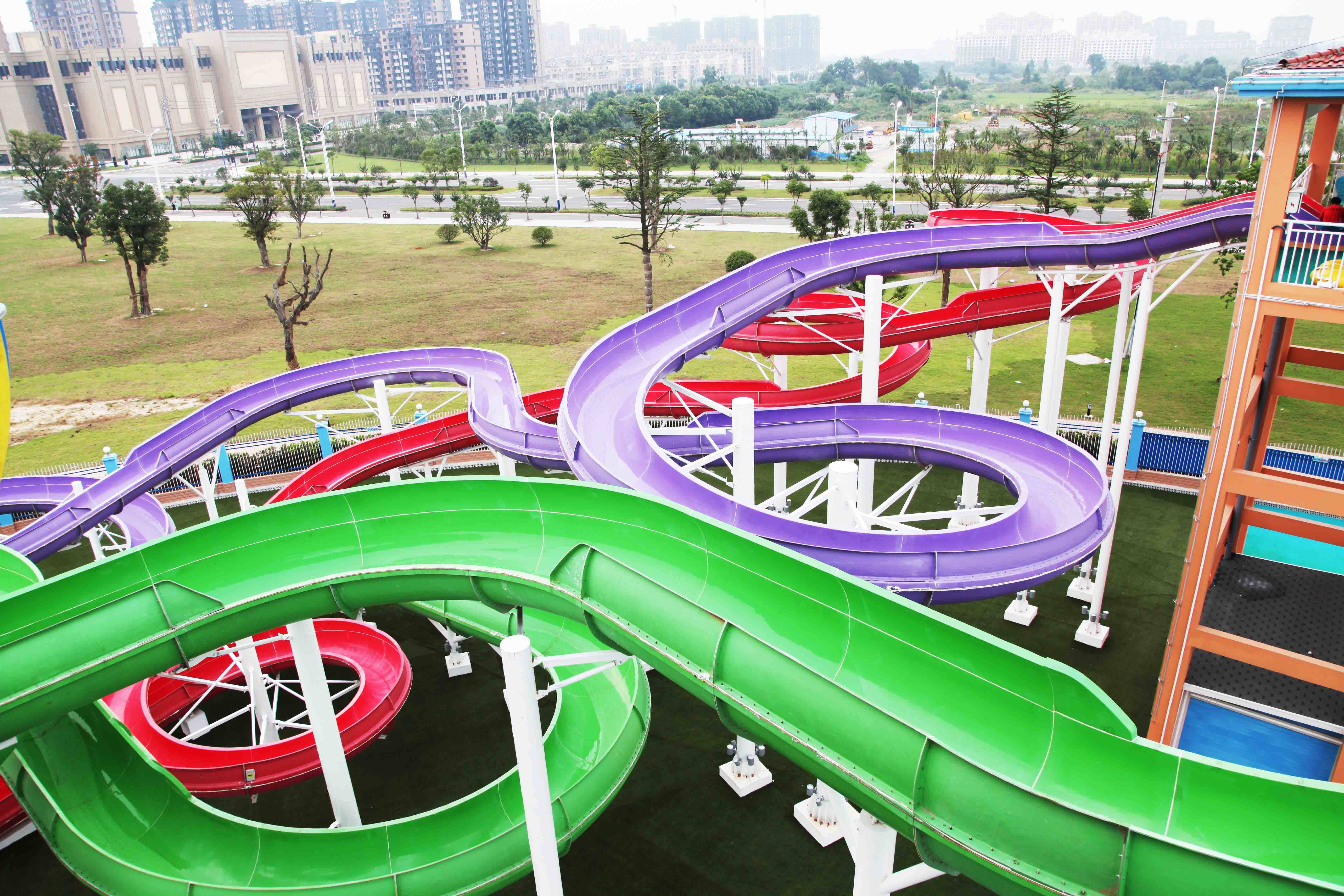 Colorful Aqua Park Equipment , Custom Water Slides With Galvanized Carbon Steel Frame
