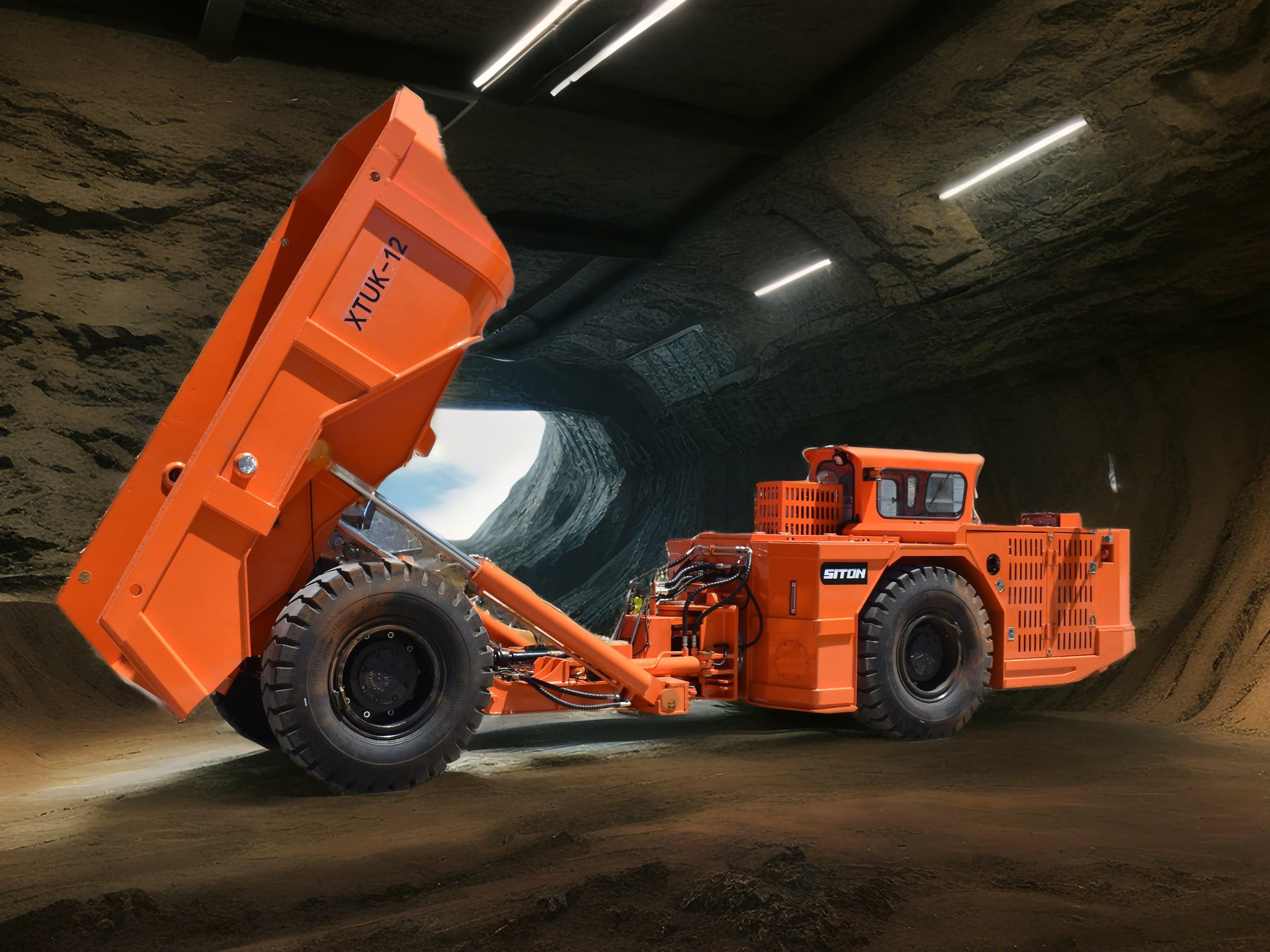 Best Price Payload 12 Tons 6 M³ Underground Dump Truck For Gold Mine DERUI Famous Brand