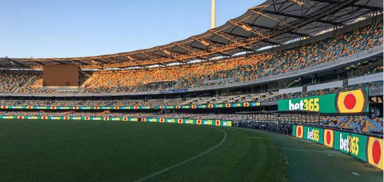 High Definition Waterproof P10mm LED Display Screen Around Football Fields And Sports Venues