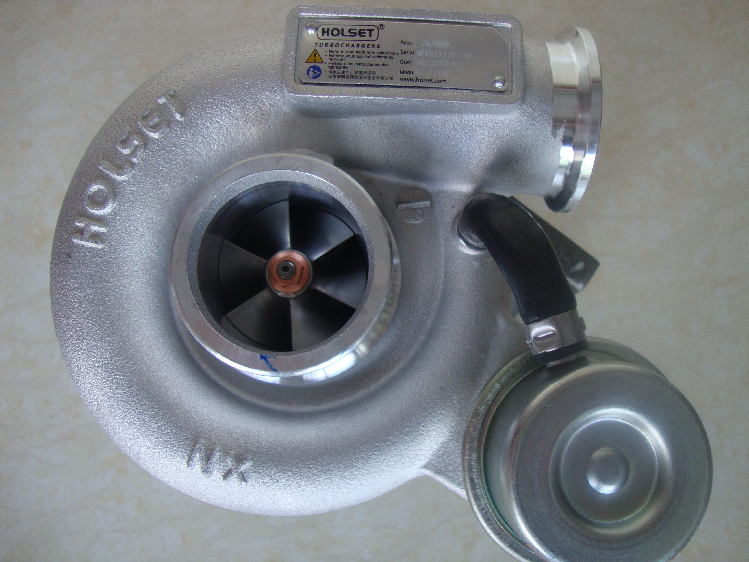 Cummins ISF3.8 diesel engine spare parts HE211W new dump truck turbocharger assy 3767990 3767993