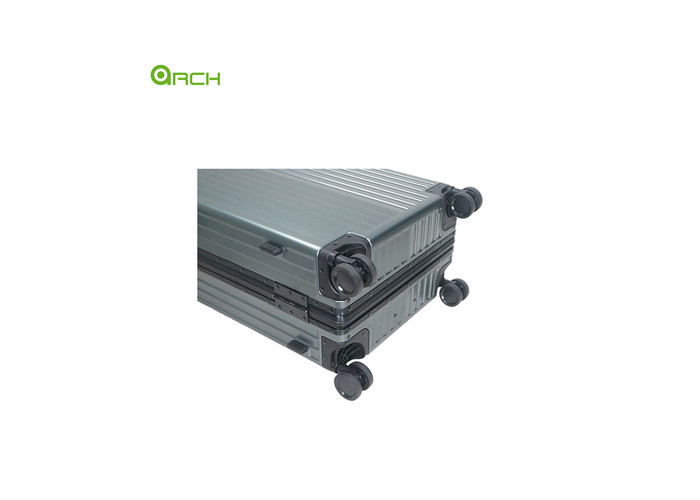 19.5" Aluminium Hard Sided Trolley Luggage with Double Spinner Wheels