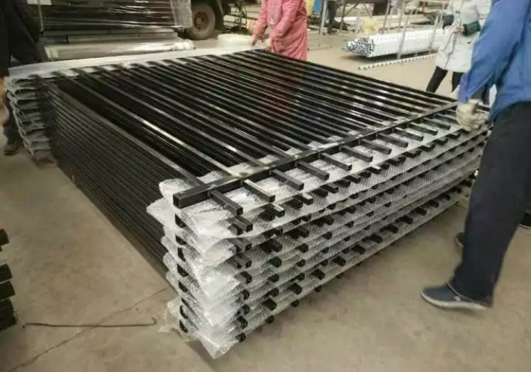 1.8*2.4m PVC Coated Welded Tubular Steel Fence
