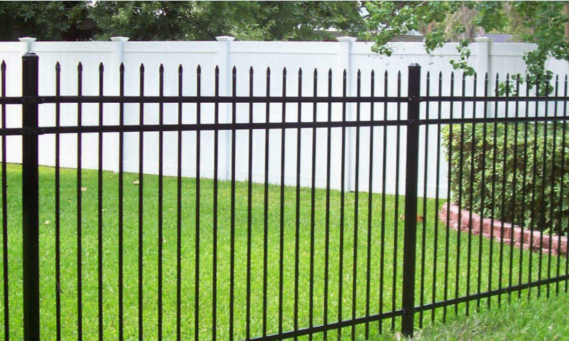 Black Decorative Metal Fencing , Ornamental Iron Fence Panels 40*40mm Horizontal Rail