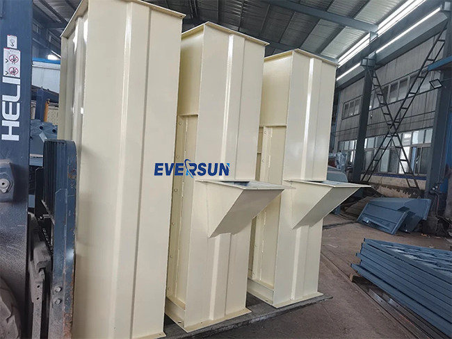 Customizable NE 2.5-260L Chain Bucket Elevator Vertical Transportation For Grain Ore